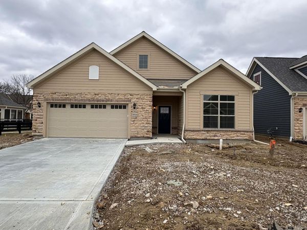 4914 Diplomat Way, Hilliard, OH 43026