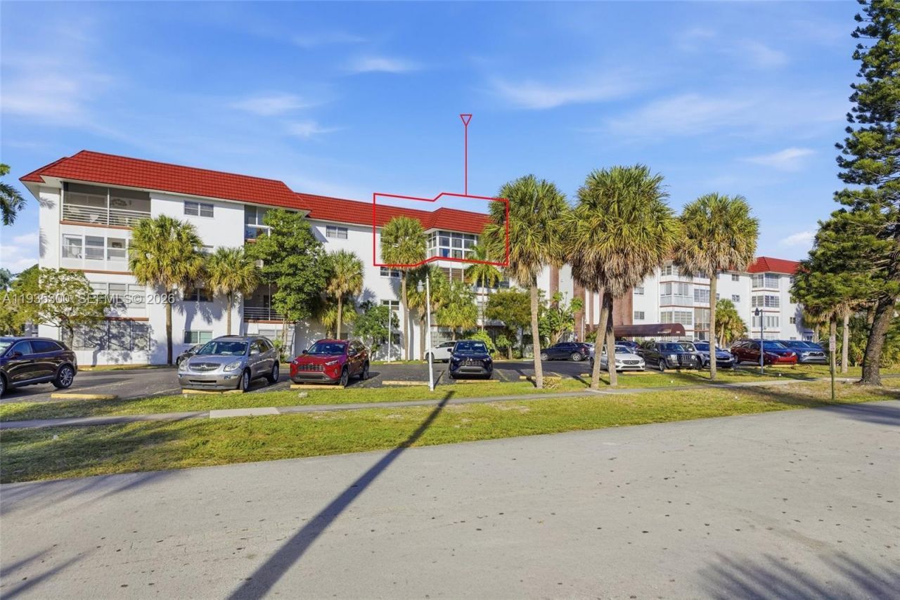 2061 NW 47th Ter, Unit 402, Lauderhill, FL 33313 Main Photo
