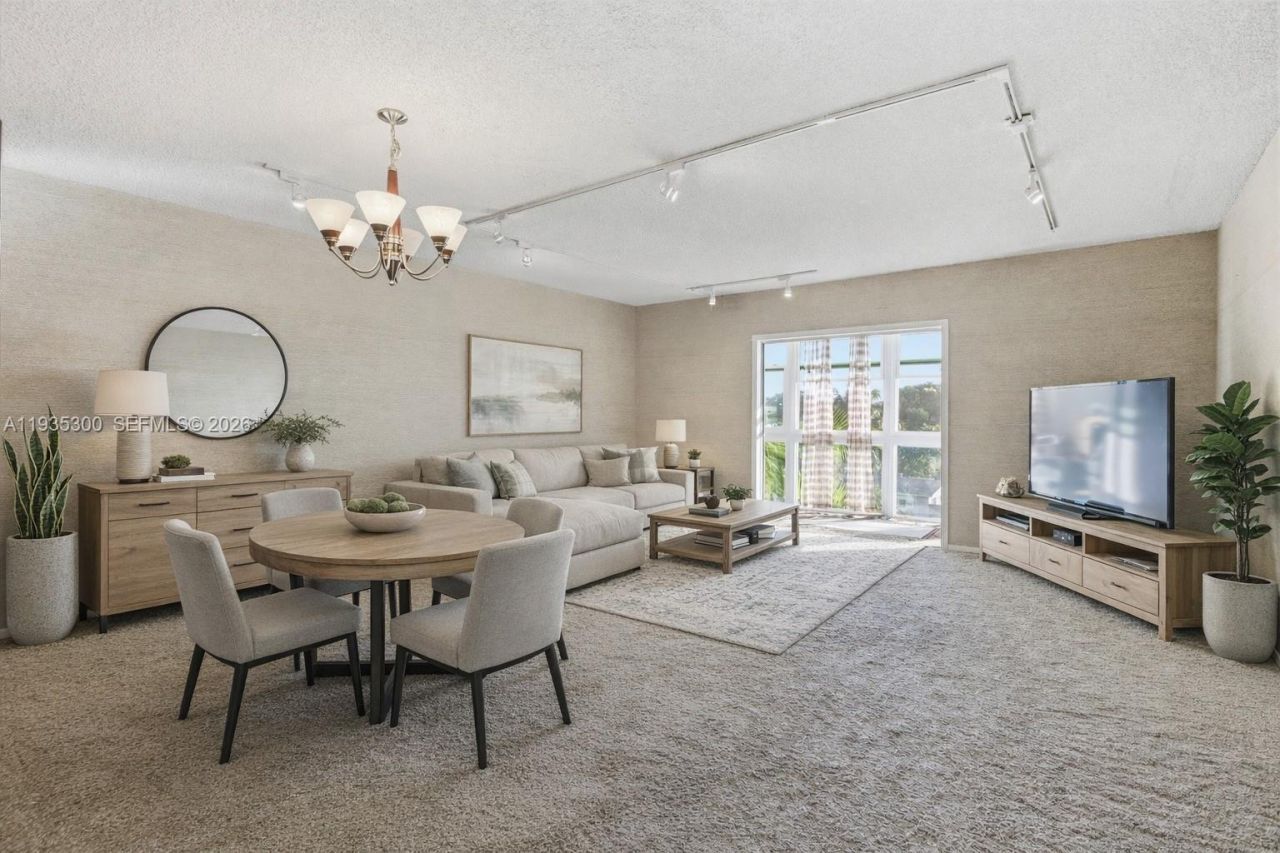 2061 NW 47th Ter, Unit 402, Lauderhill, FL 33313 Photo