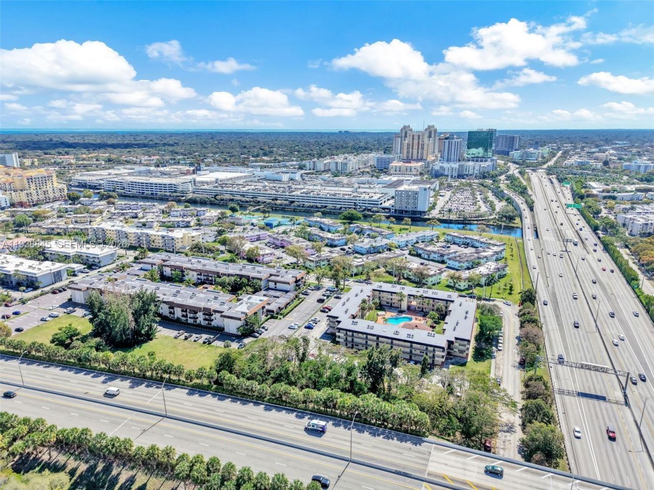 7483 SW 82nd St, Unit A101, Miami, FL 33143 Photo