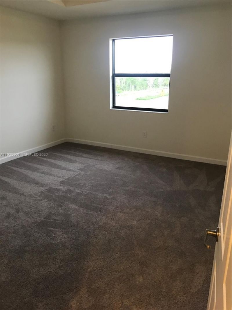 8806 NW 103rd Ave, Unit 8806, Doral, FL 33178 Photo