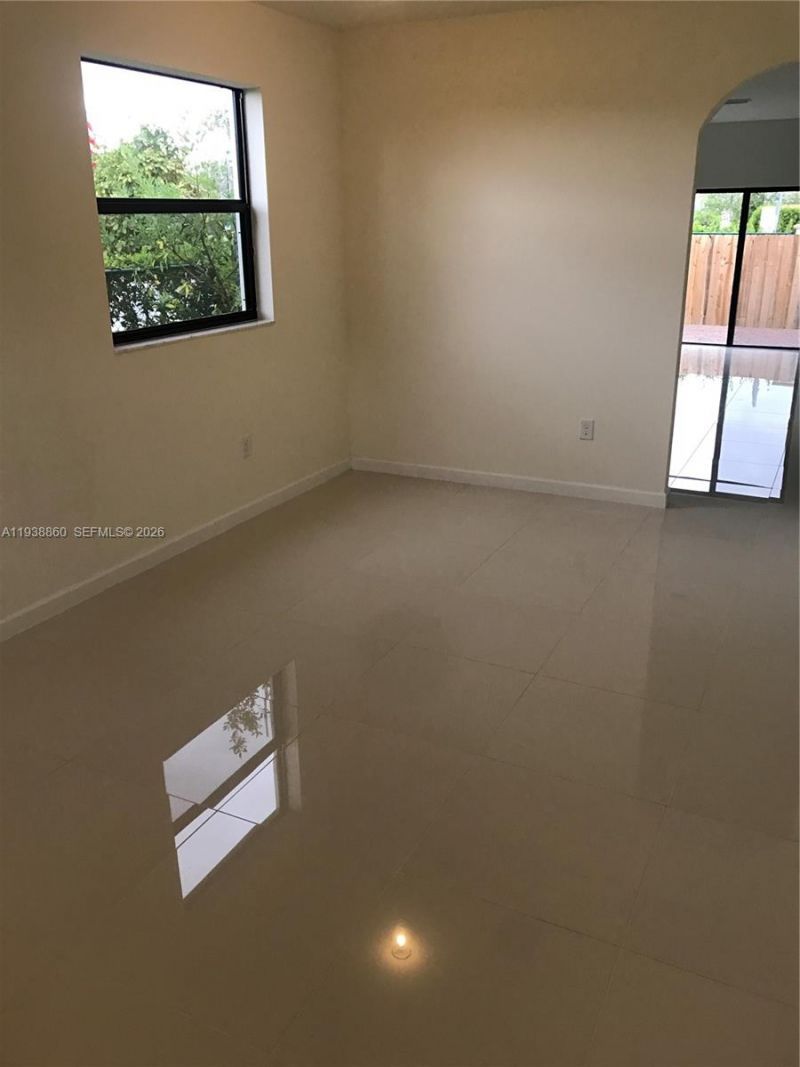 8806 NW 103rd Ave, Unit 8806, Doral, FL 33178 Photo