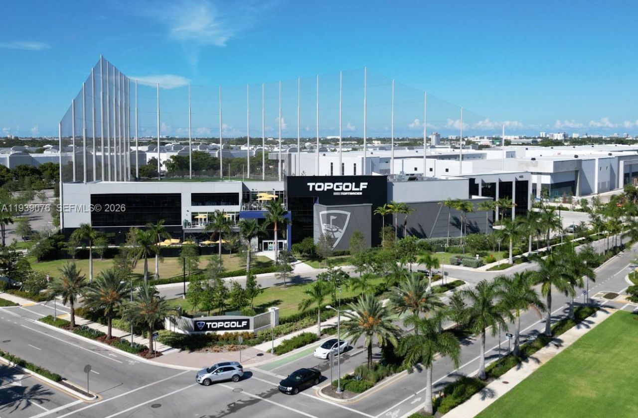 2112 S Cypress Bend Dr, Unit 802, Pompano Beach, FL 33069 Photo