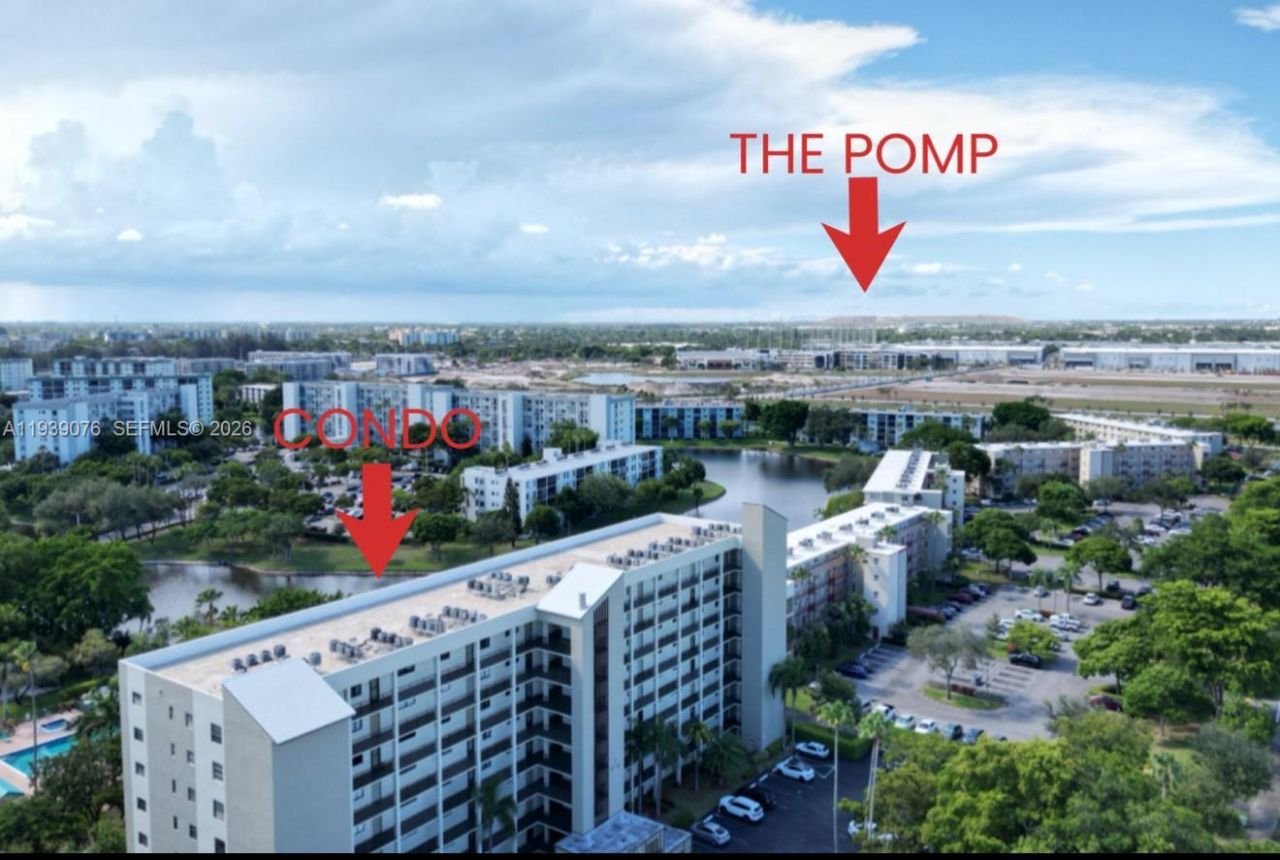 2112 S Cypress Bend Dr, Unit 802, Pompano Beach, FL 33069 Photo