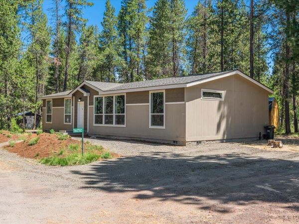 56252 Comet Drive, Bend, OR 97707