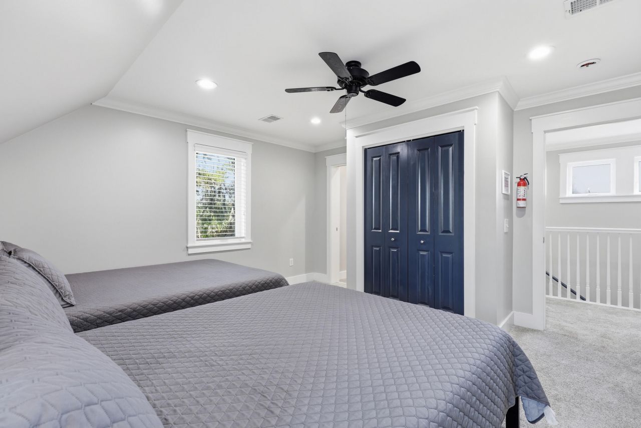 0 Rose Island Photo 33