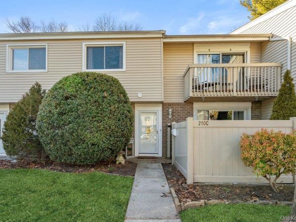 210 Springmeadow Drive, Unit C, Holbrook, NY 11741