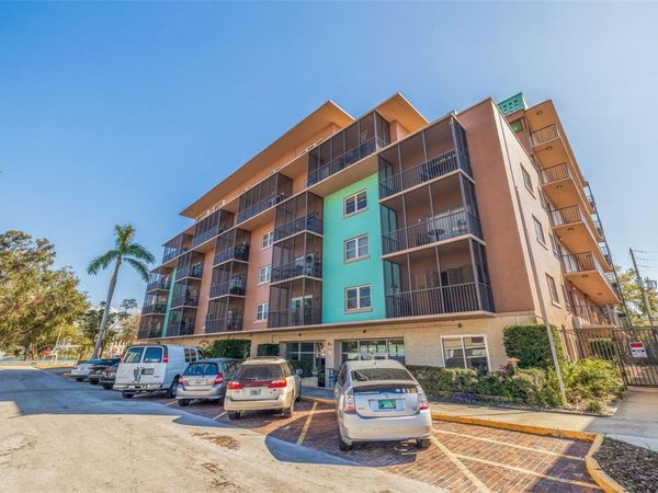 750 BURLINGTON AVENUE N, Unit 1G, ST PETERSBURG, FL 33701