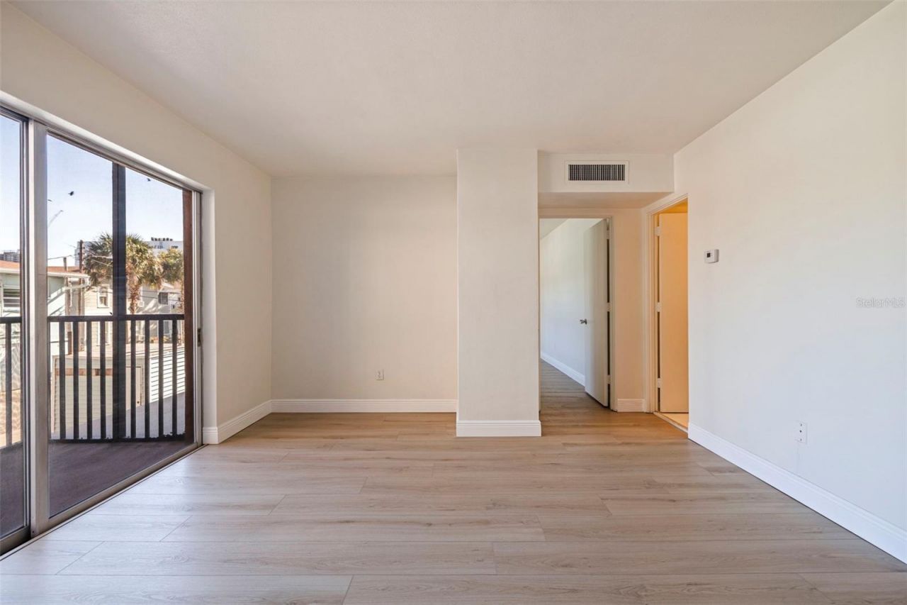 750 Burlington Avenue N, Unit 1G, Saint Petersburg, FL 33701 Photo