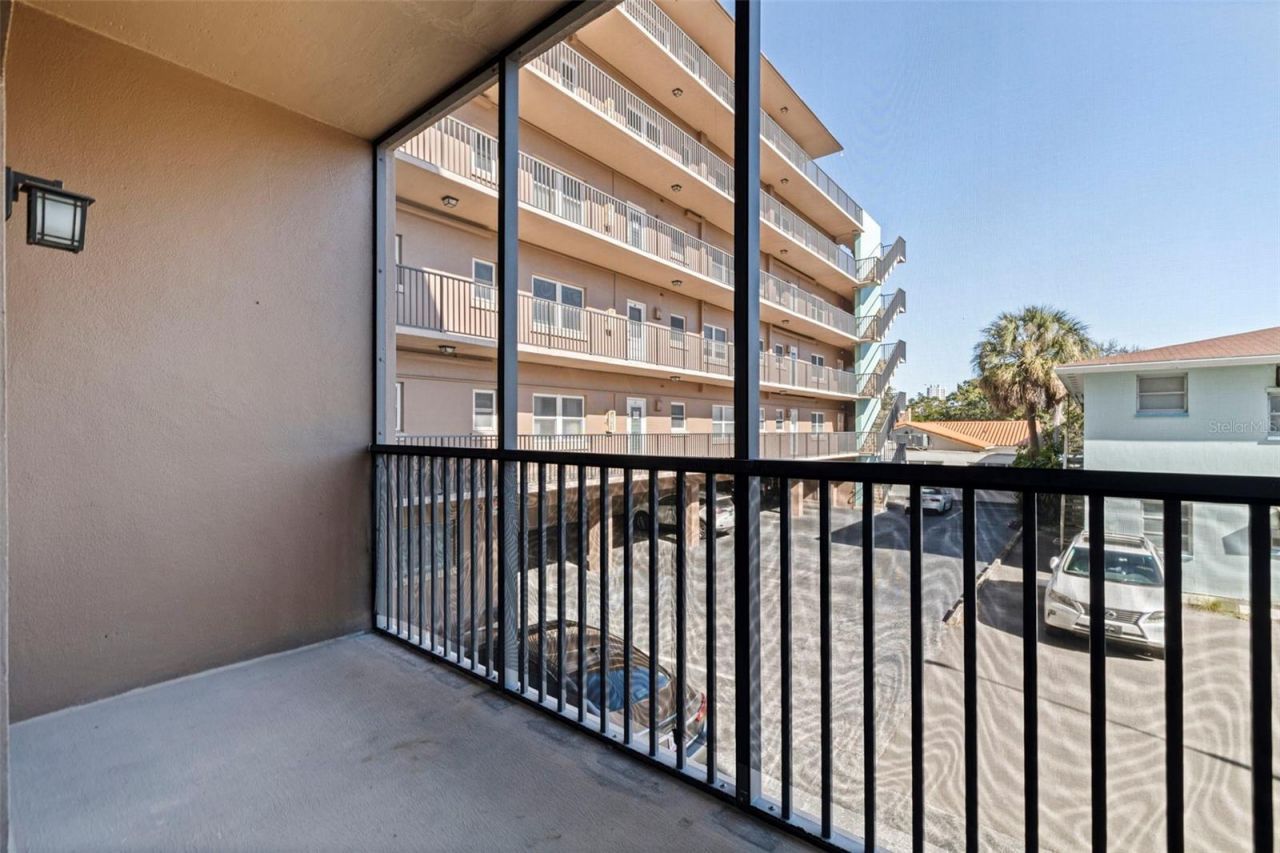 750 Burlington Avenue N, Unit 1G, Saint Petersburg, FL 33701 Photo