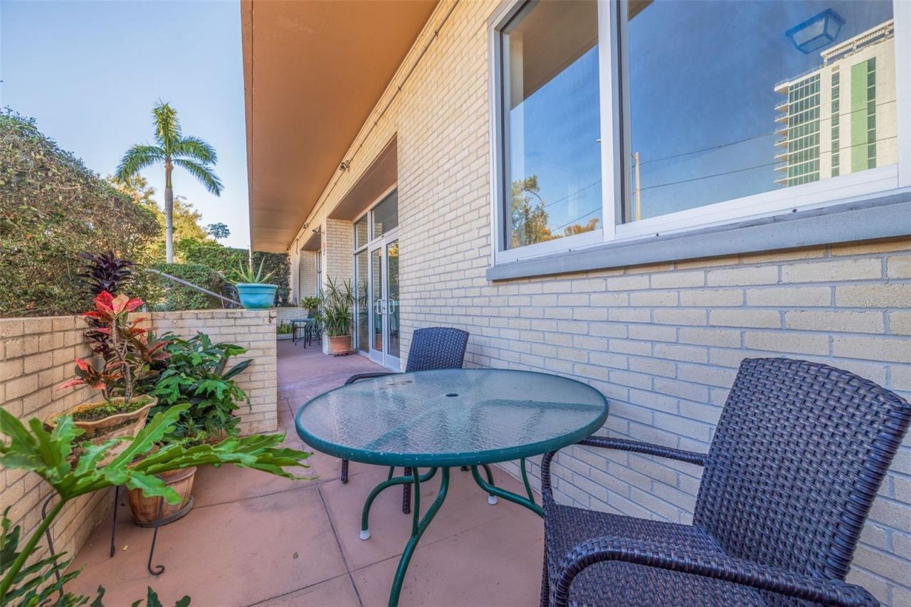 750 Burlington Avenue N, Unit 1G, Saint Petersburg, FL 33701 Photo