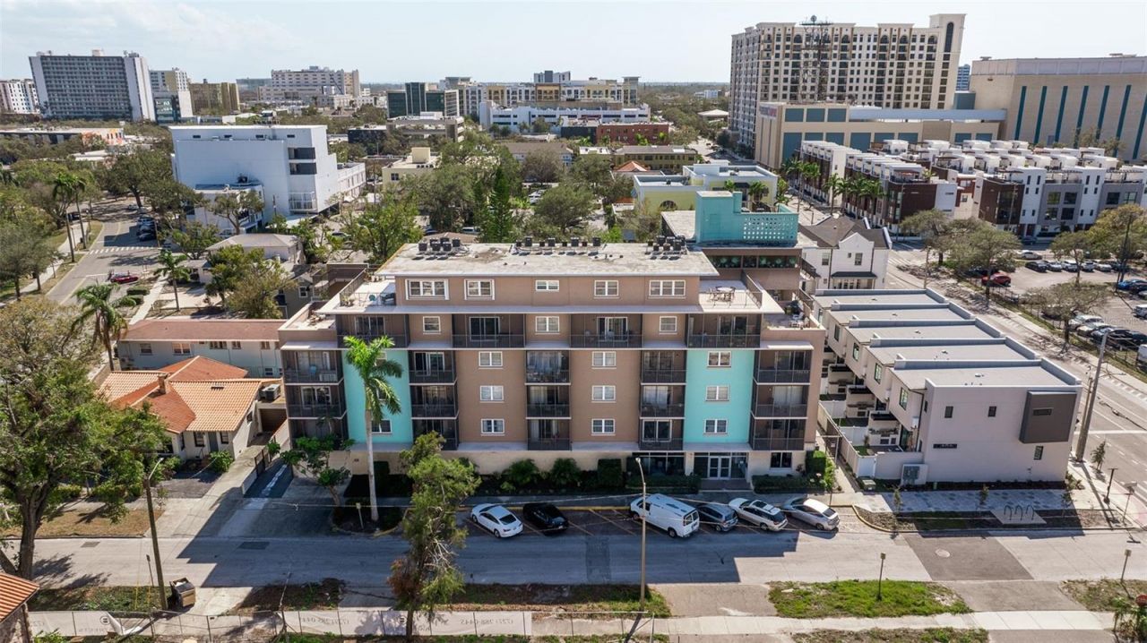 750 Burlington Avenue N, Unit 1G, Saint Petersburg, FL 33701 Photo