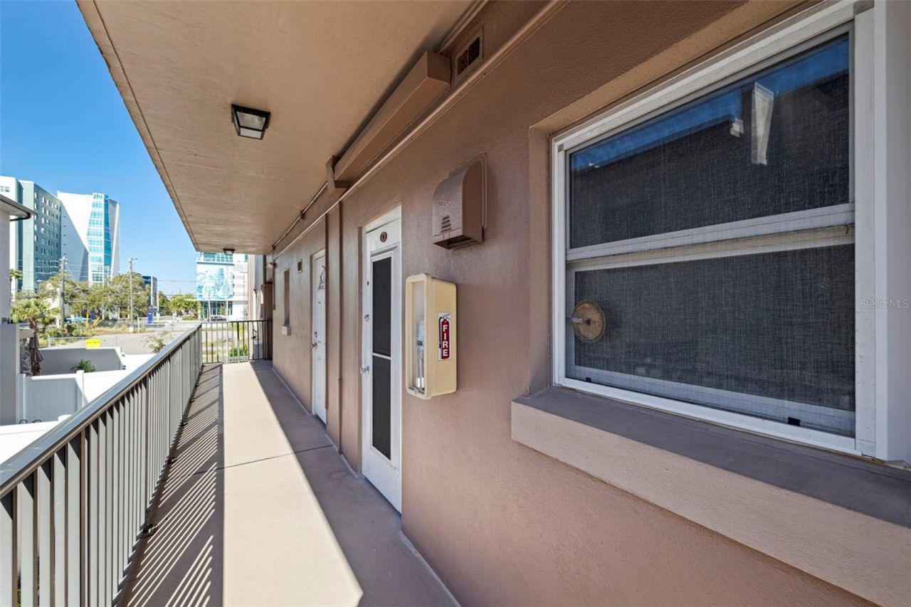 750 Burlington Avenue N, Unit 1G, Saint Petersburg, FL 33701 Photo