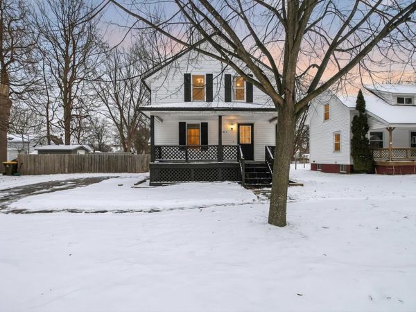 107 Moyer Avenue, Alma, MI 48801