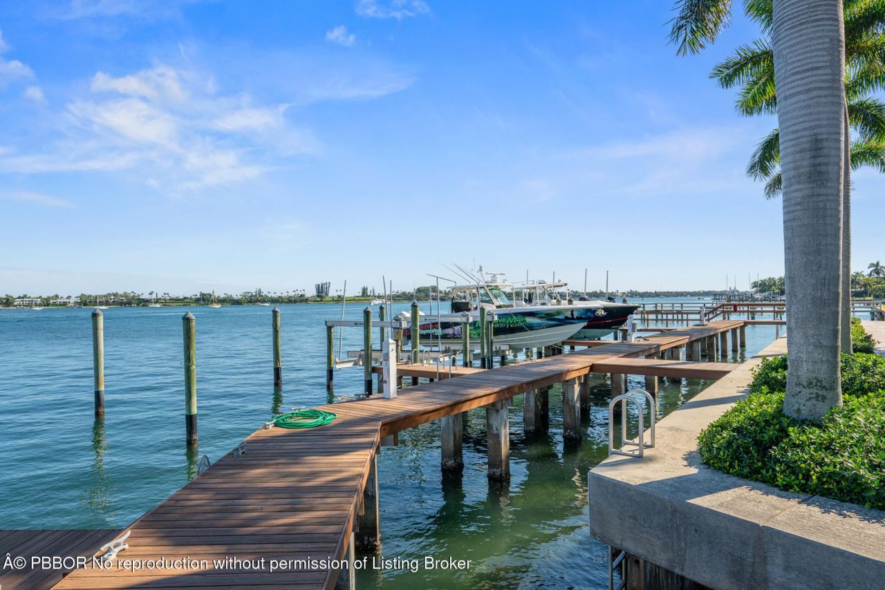 3920 N Flagler Drive, Unit 401, West Palm Beach, FL 33407 Photo