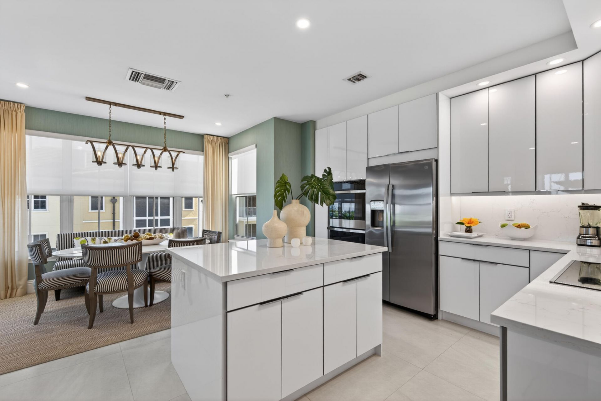 3920 N Flagler Drive, Unit 401, West Palm Beach, FL 33407 Photo