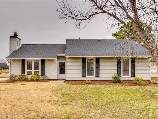 10932 Copperfield Drive, Pineville, NC 28134