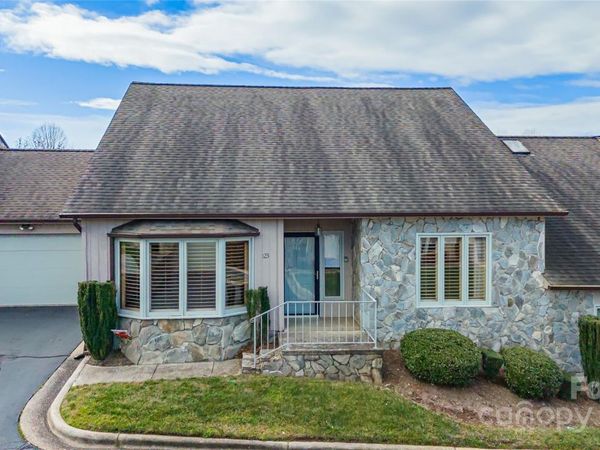 603 NE 29th Avenue, Unit 123, Hickory, NC 28601