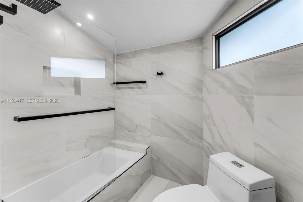 7500 SW 137th St, Palmetto Bay, FL 33158 Photo