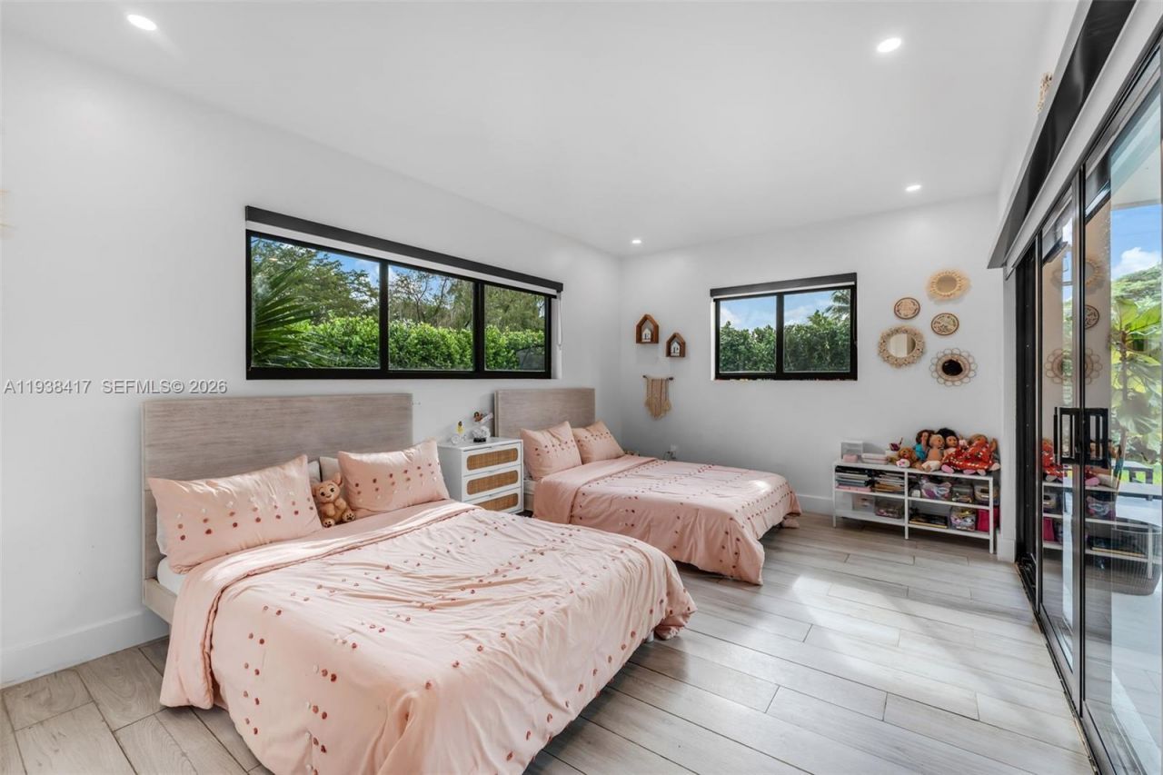 7500 SW 137th St, Palmetto Bay, FL 33158 Photo