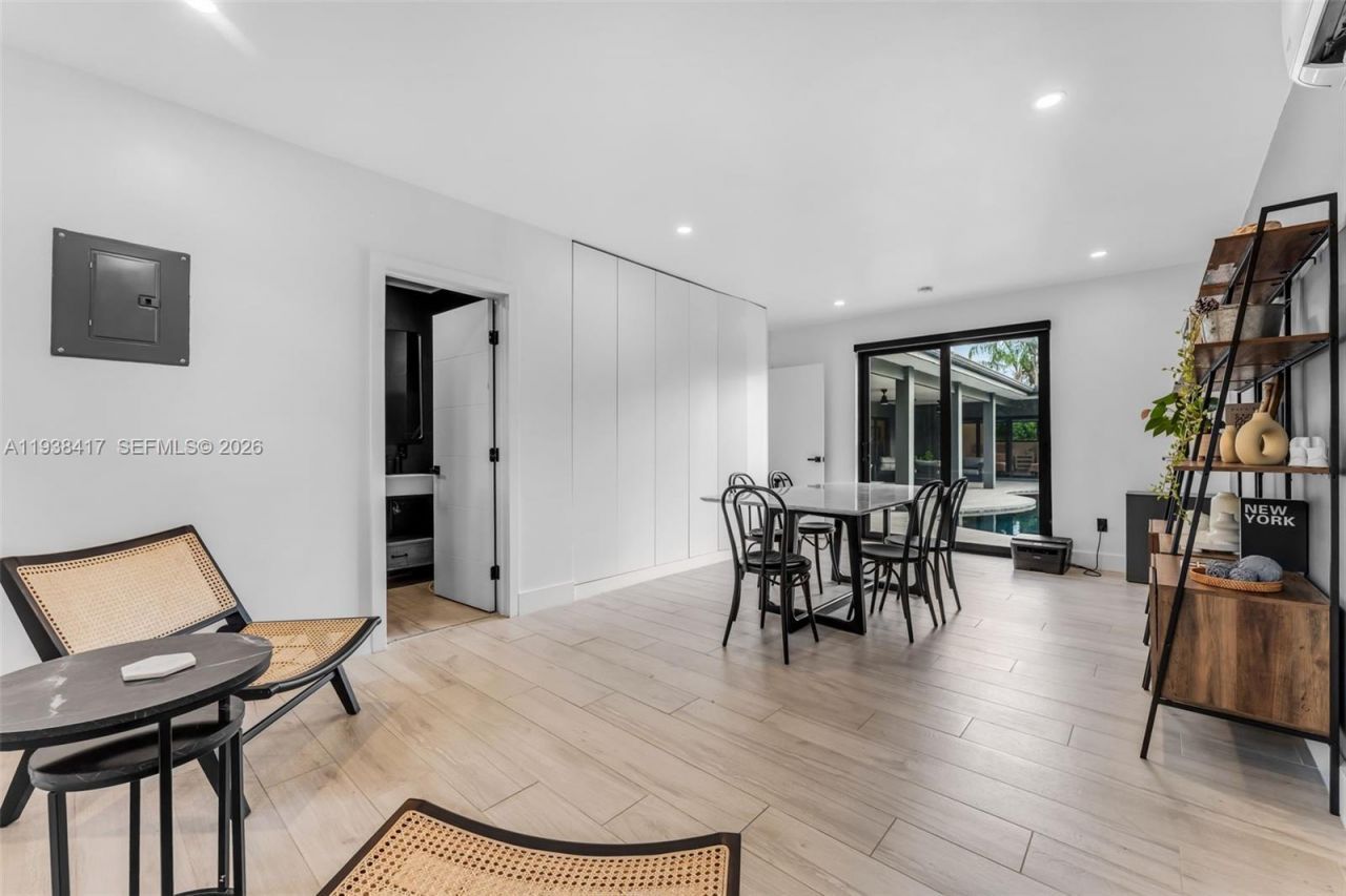 7500 SW 137th St, Palmetto Bay, FL 33158 Photo