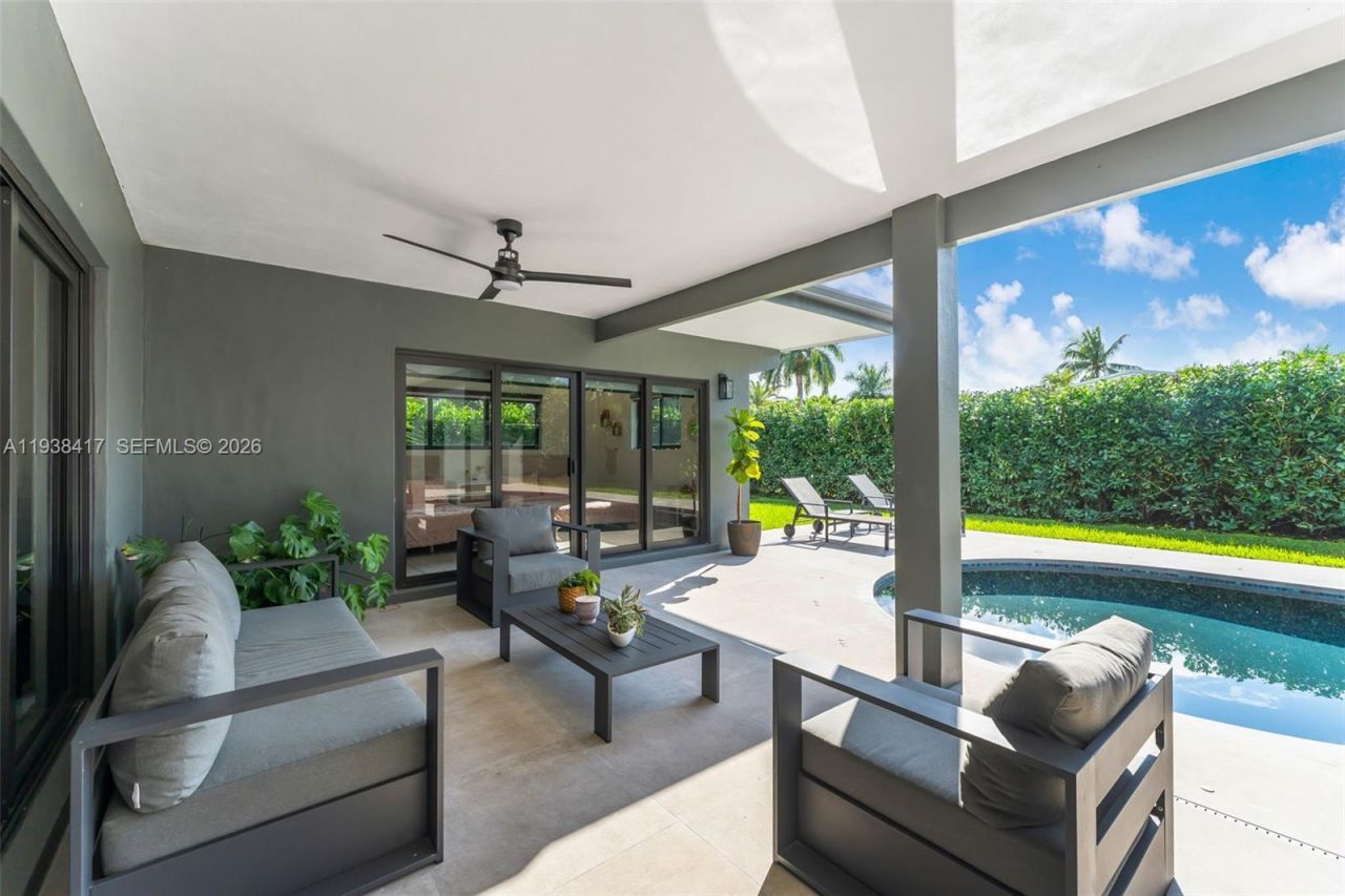 7500 SW 137th St, Palmetto Bay, FL 33158 Photo