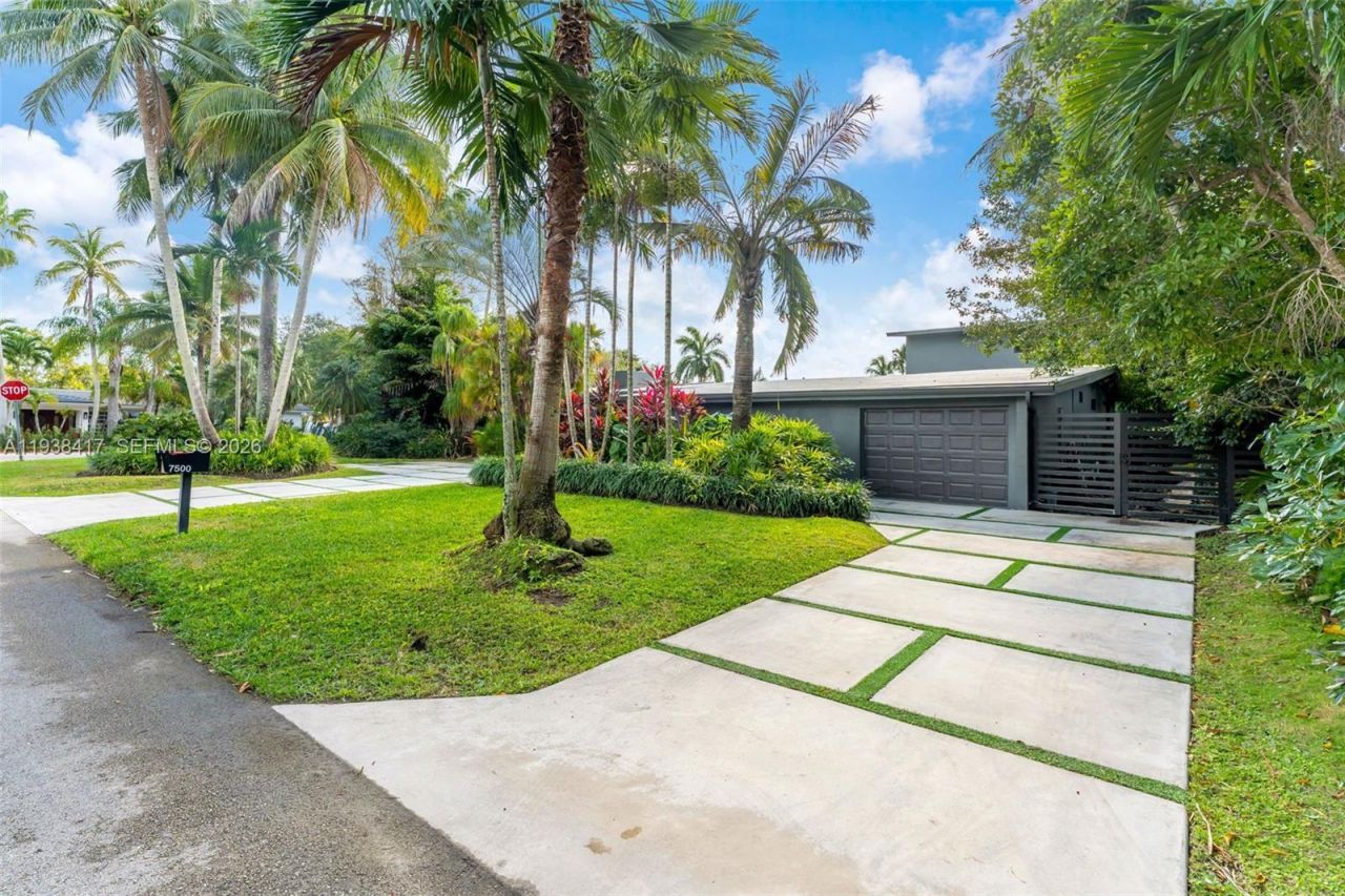 7500 SW 137th St, Palmetto Bay, FL 33158 Photo
