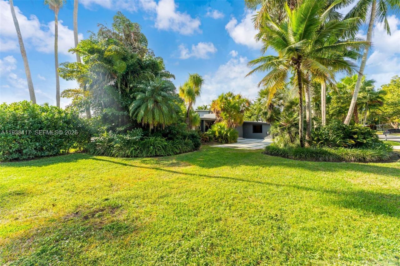 7500 SW 137th St, Palmetto Bay, FL 33158 Photo