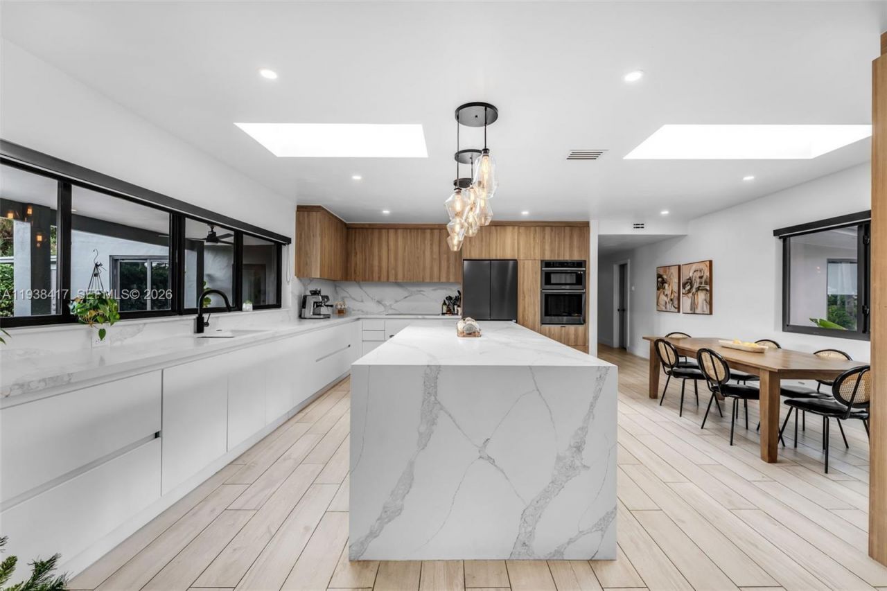 7500 SW 137th St, Palmetto Bay, FL 33158 Photo