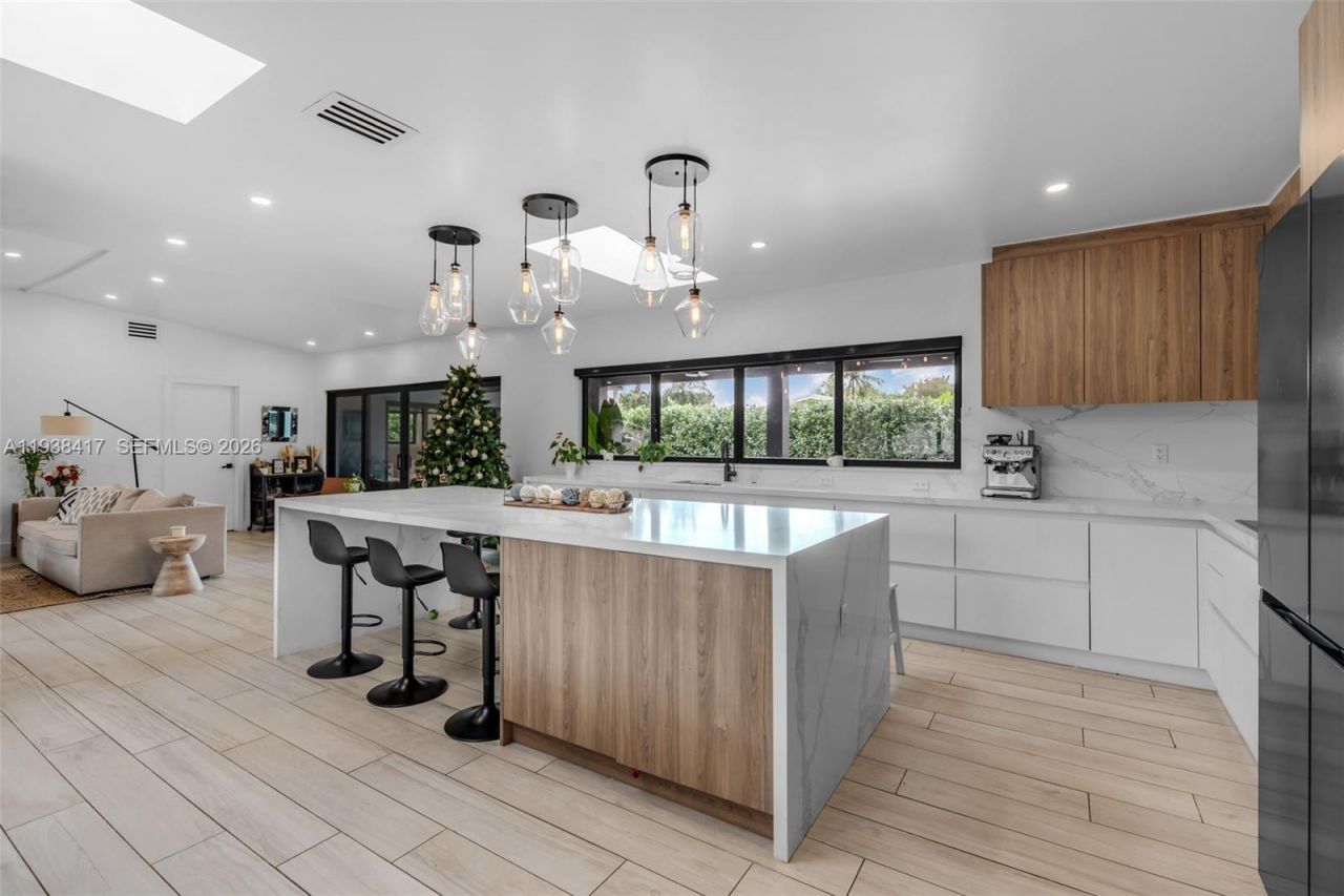 7500 SW 137th St, Palmetto Bay, FL 33158 Photo