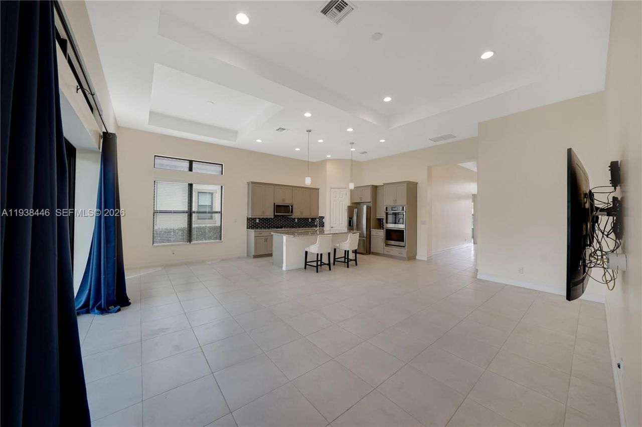 11815 N Leon Cir N , Parkland, FL 33076 Photo