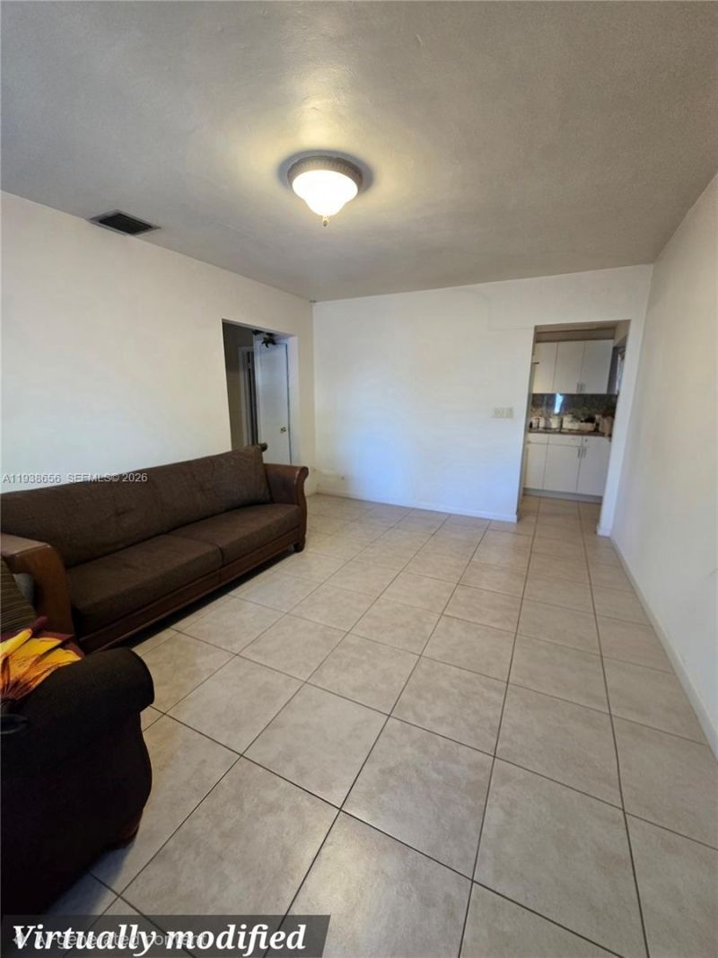 510 Lee Dr, Miami Springs, FL 33166 Photo