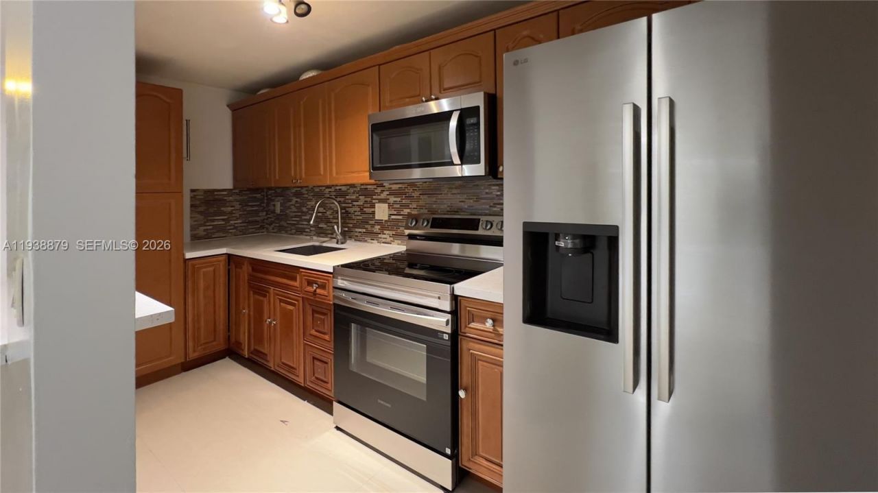 4360 NW 79th Ave, Unit 1F, Doral, FL 33166 Main Photo