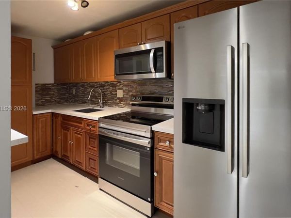 4360 NW 79th Ave, Unit 1F, Doral, FL 33166