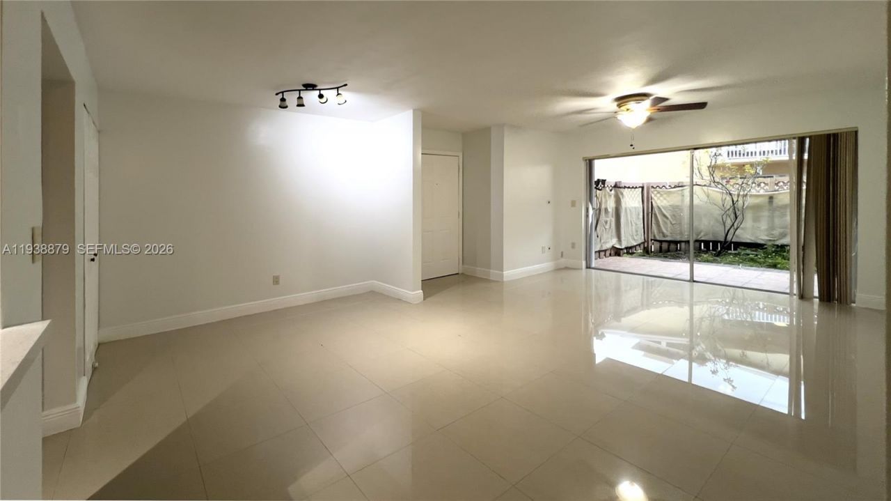 4360 NW 79th Ave, Unit 1F, Doral, FL 33166 Photo