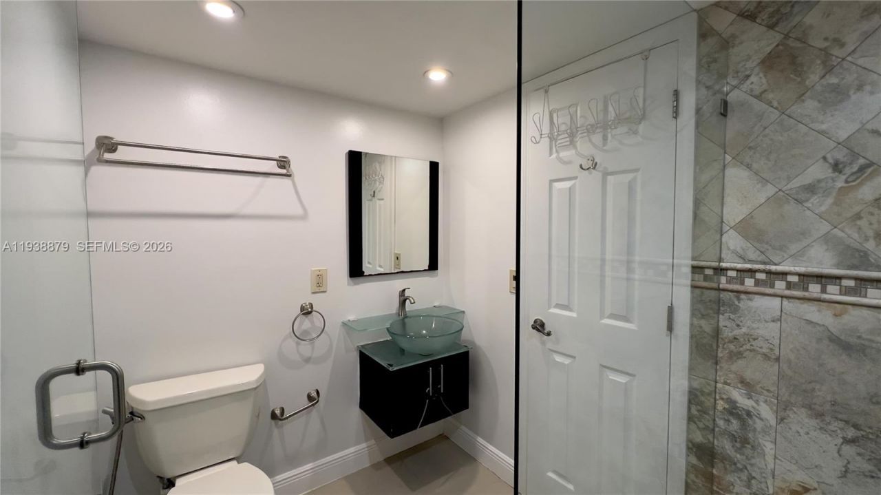 4360 NW 79th Ave, Unit 1F, Doral, FL 33166 Photo