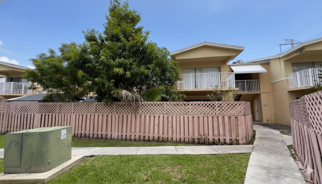 4360 NW 79th Ave, Unit 1F, Doral, FL 33166 Photo