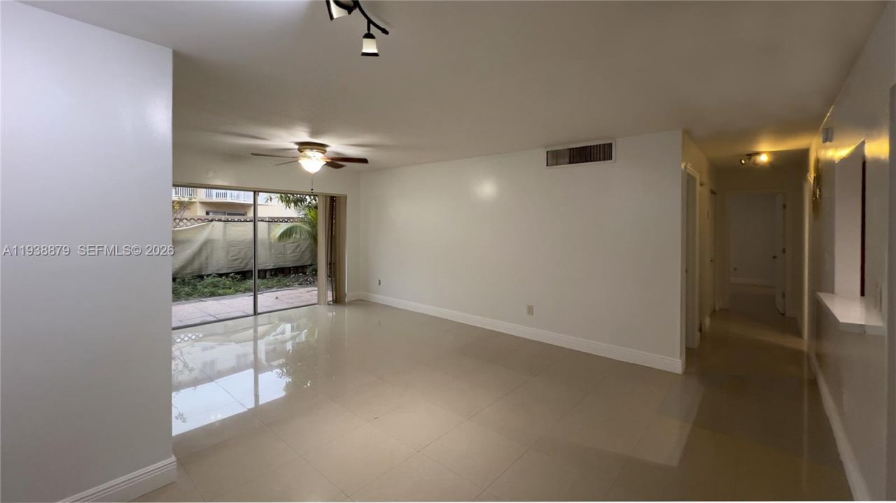 4360 NW 79th Ave, Unit 1F, Doral, FL 33166 Photo