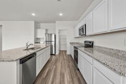 509 Silver Pidgeon St photo 4