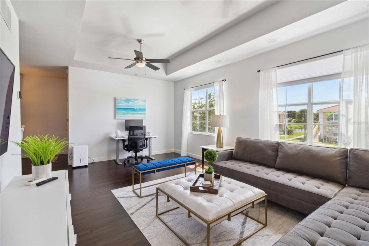 1020 Villagio Circle, Unit 202, Sarasota, FL 34237 Photo