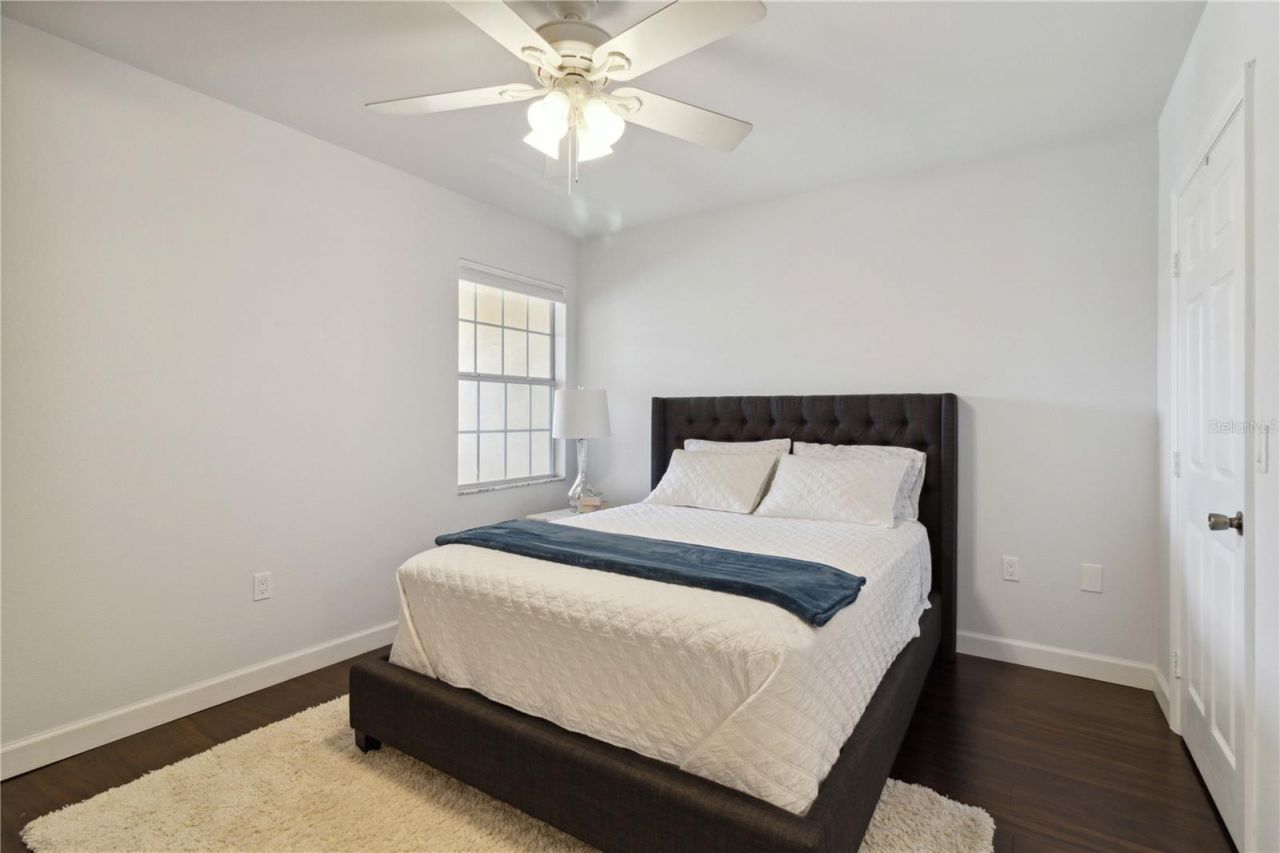 1020 Villagio Circle, Unit 202, Sarasota, FL 34237 Photo