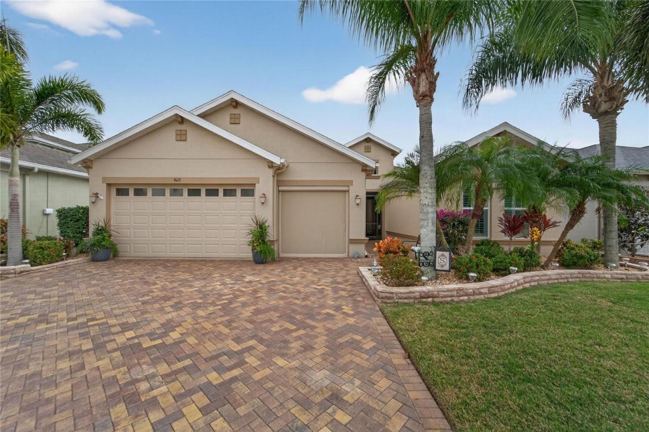 1613 Emerald Dunes Drive, Sun City Center, FL 33573 Main Photo