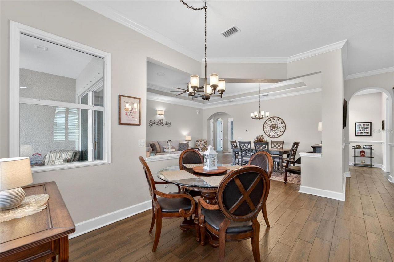 1613 Emerald Dunes Drive, Sun City Center, FL 33573 Photo