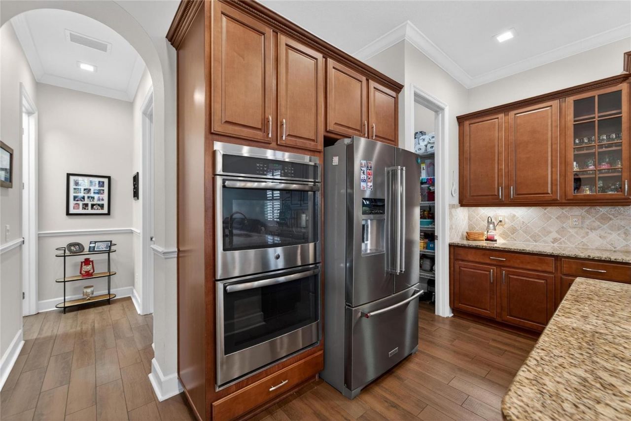 1613 Emerald Dunes Drive, Sun City Center, FL 33573 Photo