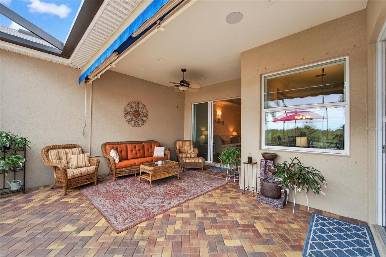 1613 Emerald Dunes Drive, Sun City Center, FL 33573 Photo