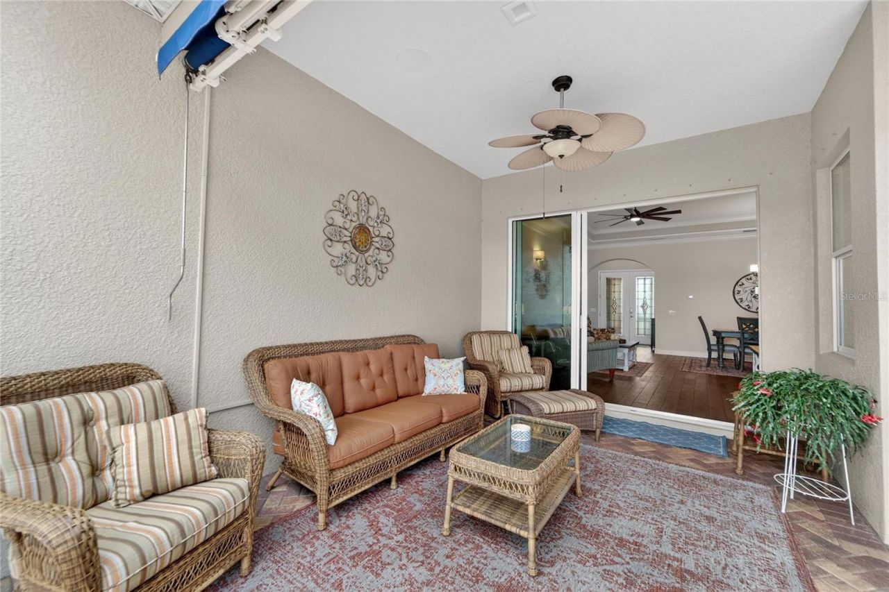 1613 Emerald Dunes Drive, Sun City Center, FL 33573 Photo