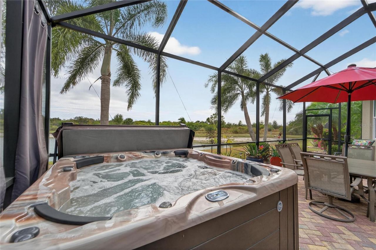 1613 Emerald Dunes Drive, Sun City Center, FL 33573 Photo