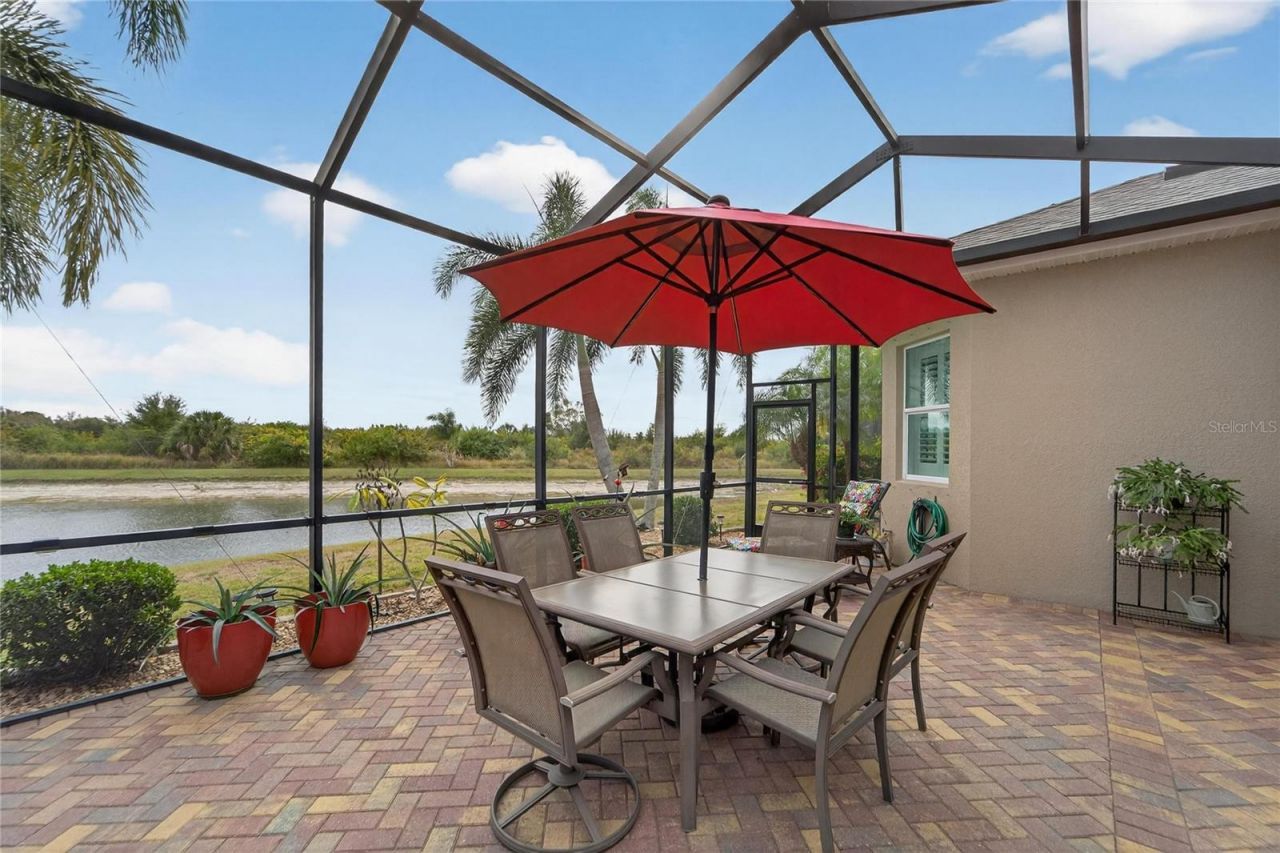 1613 Emerald Dunes Drive, Sun City Center, FL 33573 Photo