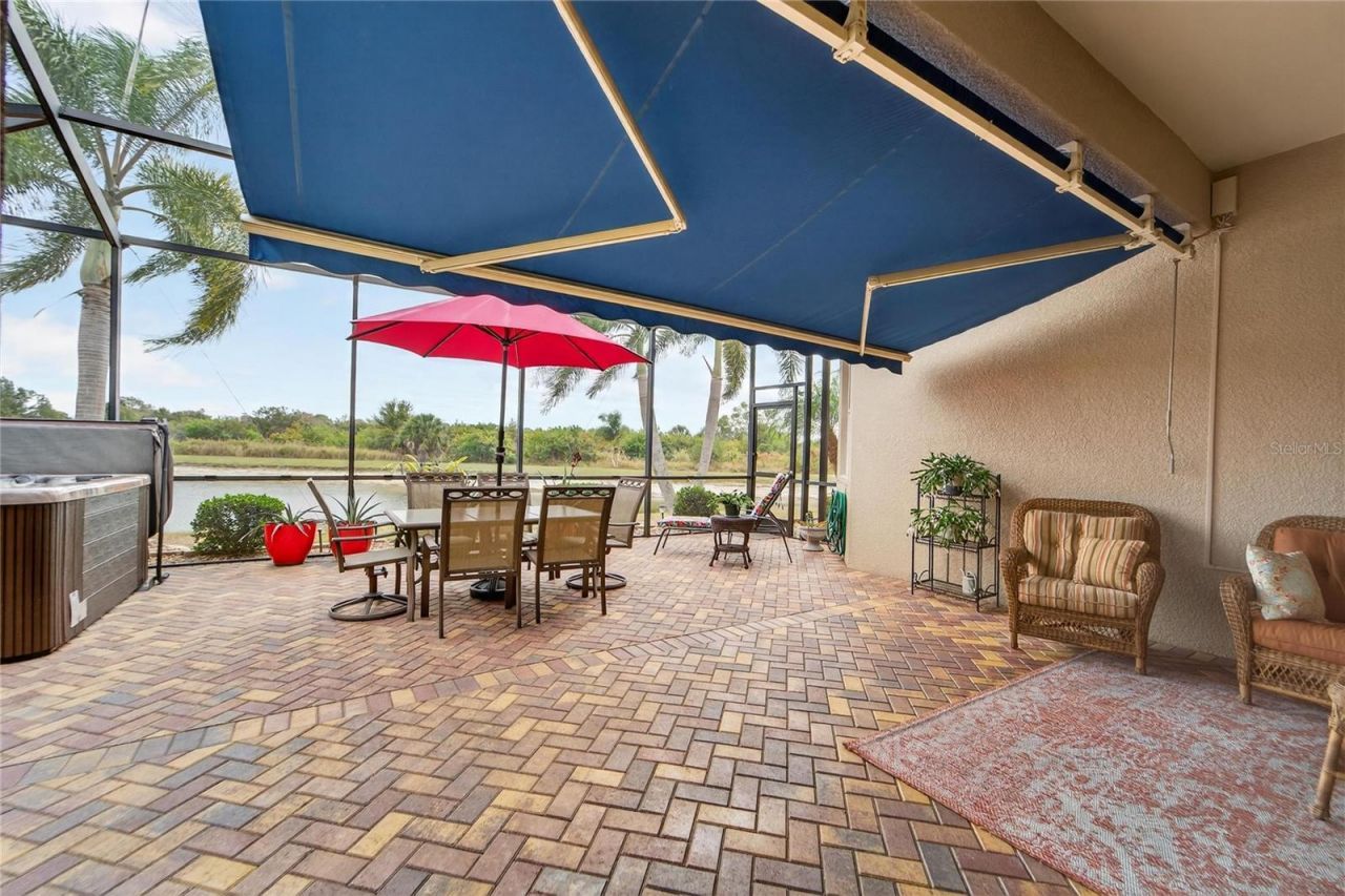 1613 Emerald Dunes Drive, Sun City Center, FL 33573 Photo