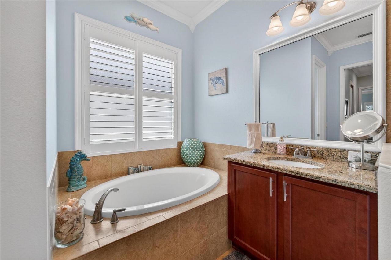 1613 Emerald Dunes Drive, Sun City Center, FL 33573 Photo